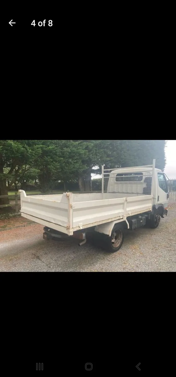 Man with a big van - Image 3