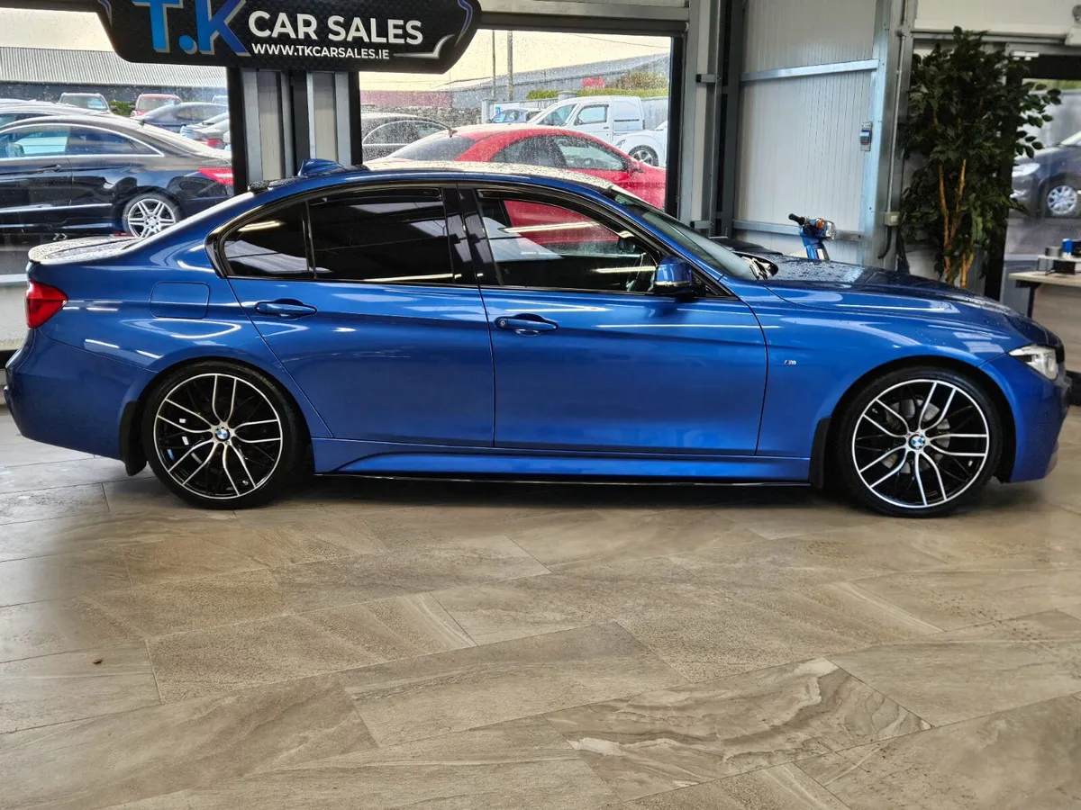 18 BMW 3 SERIES M-SPORT AUTOMATIC - Image 2