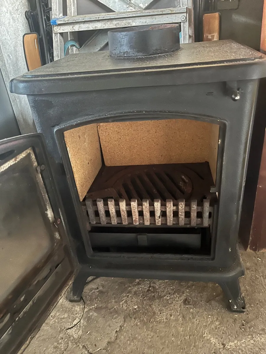 Wood Burning Stove - Image 1