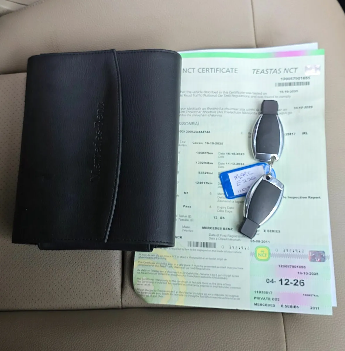 MERCEDES-BENZ E CLASS 2011 LOW MILEAGE - Image 3