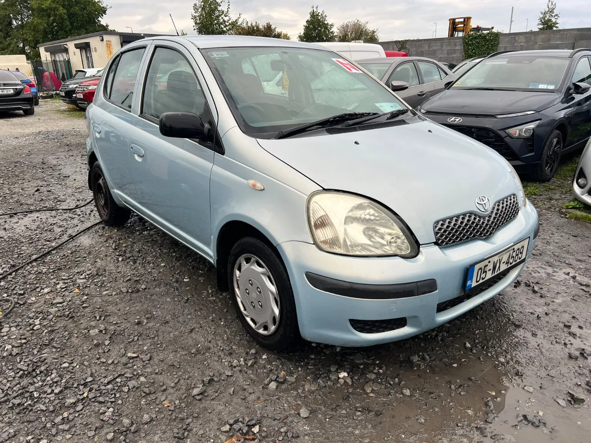 2005 Toyota Yaris 1.0 Petrol drive away - Image 2