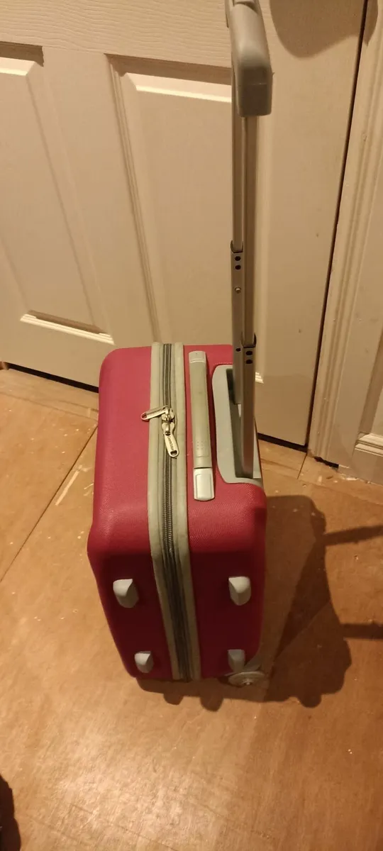 Small  Expanding Suitcase - Image 4