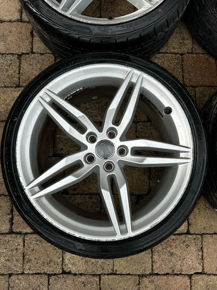 Genuine Audi 19” Alloys Brand New Tyres - Image 2