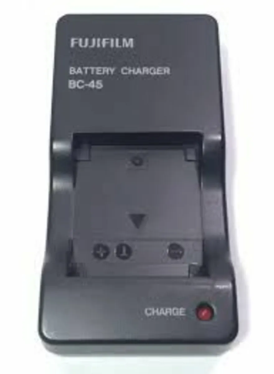 FujiFilm Camera BC-45 Charger + NP-45 CAM Battery - Image 4