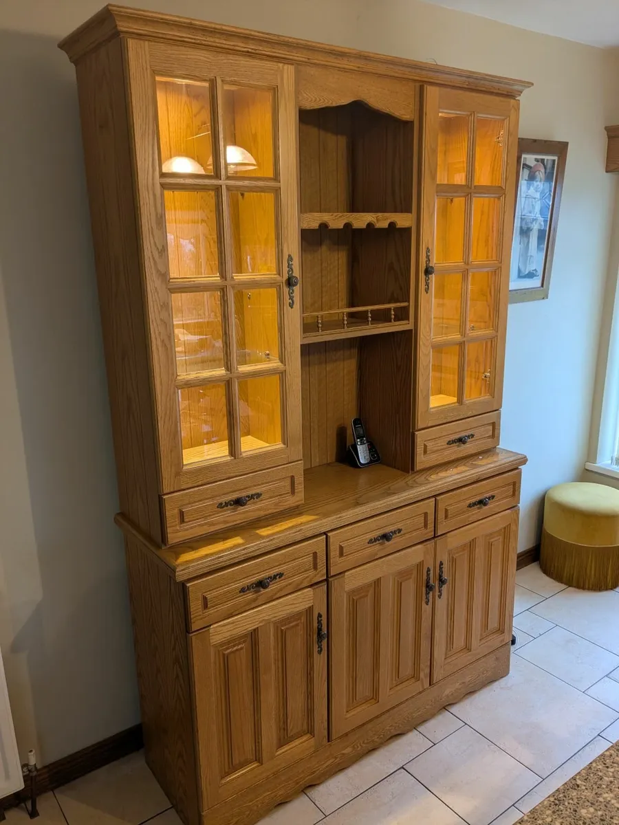 Solid oak kitchen display dresser unit - Image 4