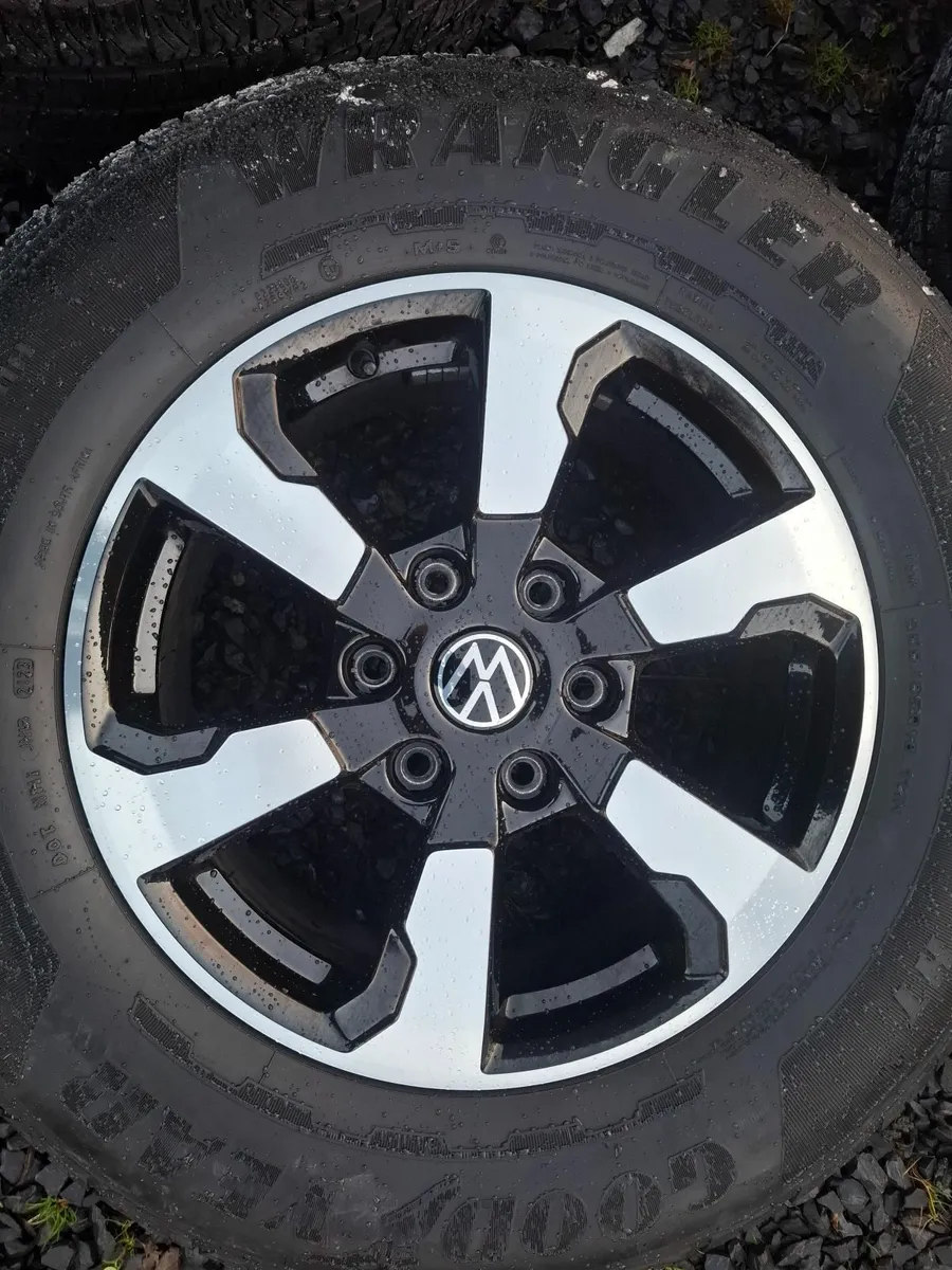 18" Genuine Vw Amarok Alloys with tyres - Image 1