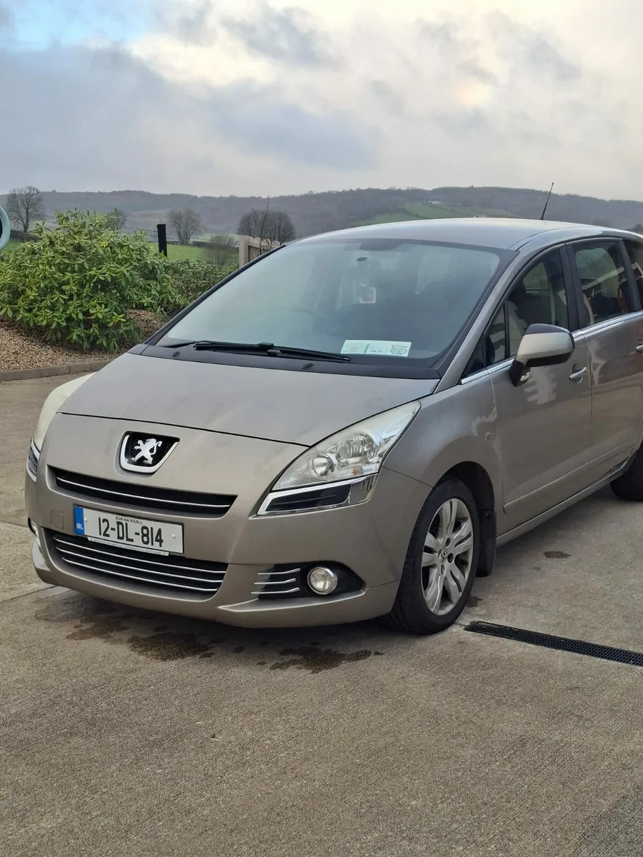 Peugeot 5008 - Image 2