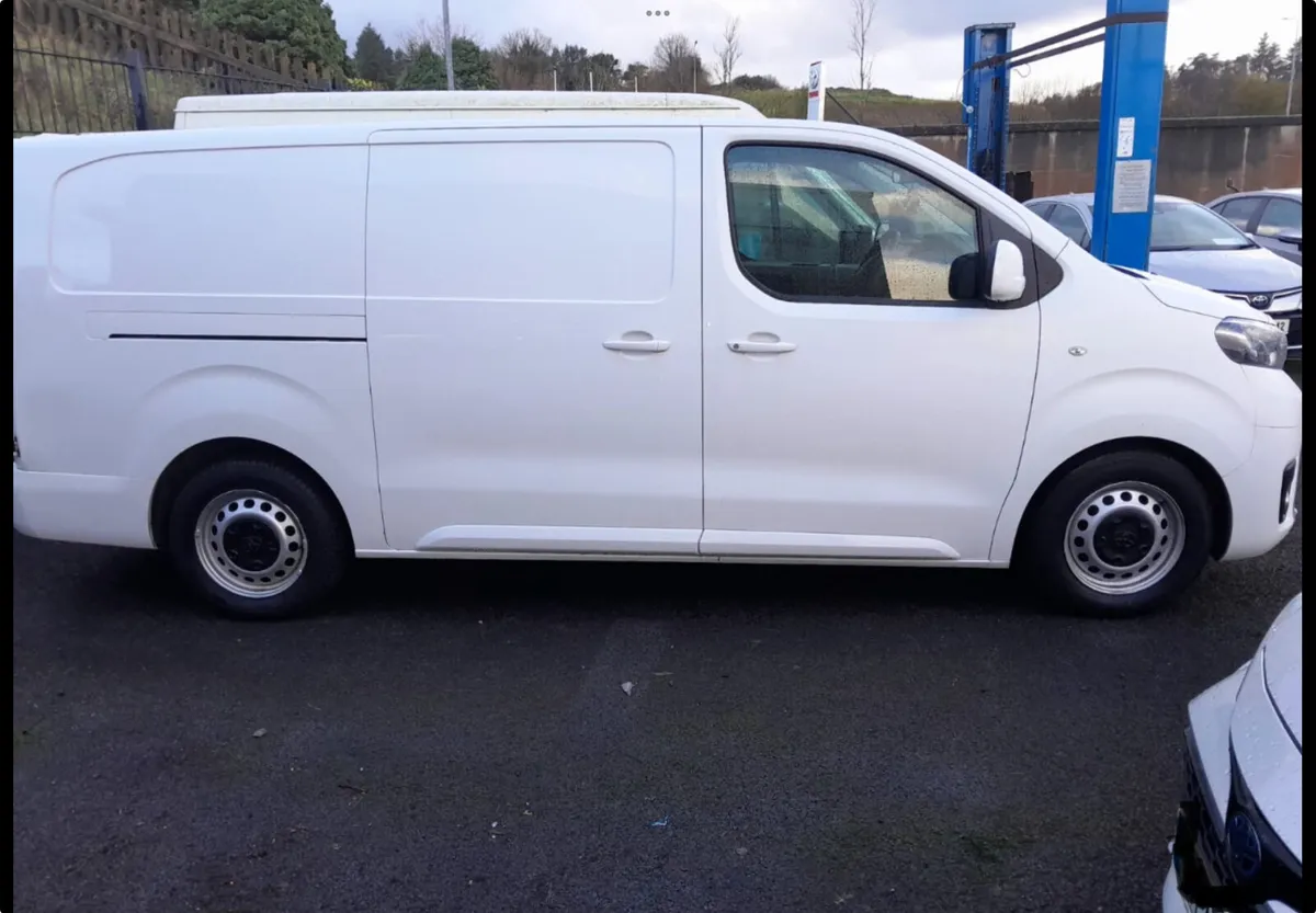 TOYOTA PROACE 2.0 TD - LWB - Image 3