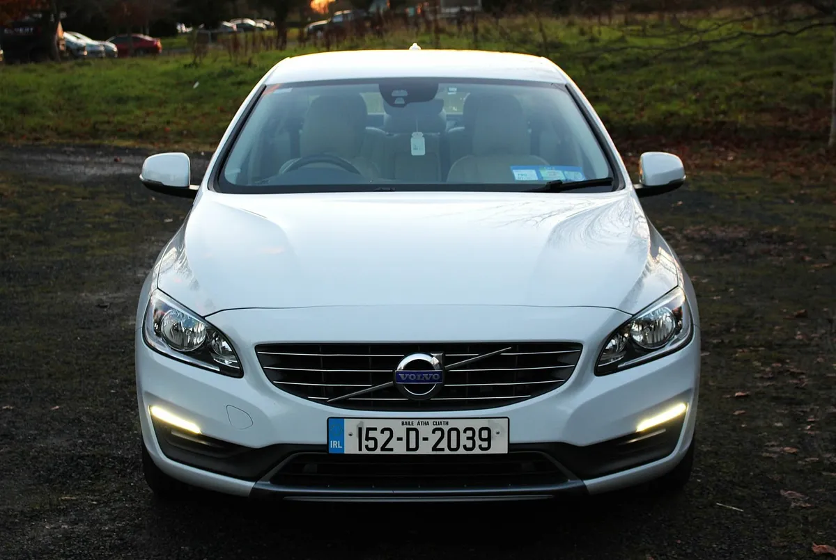 Volvo S60 SE D3 2.0/F.S.H./LOW kms/NCT+TAX/MINT - Image 1
