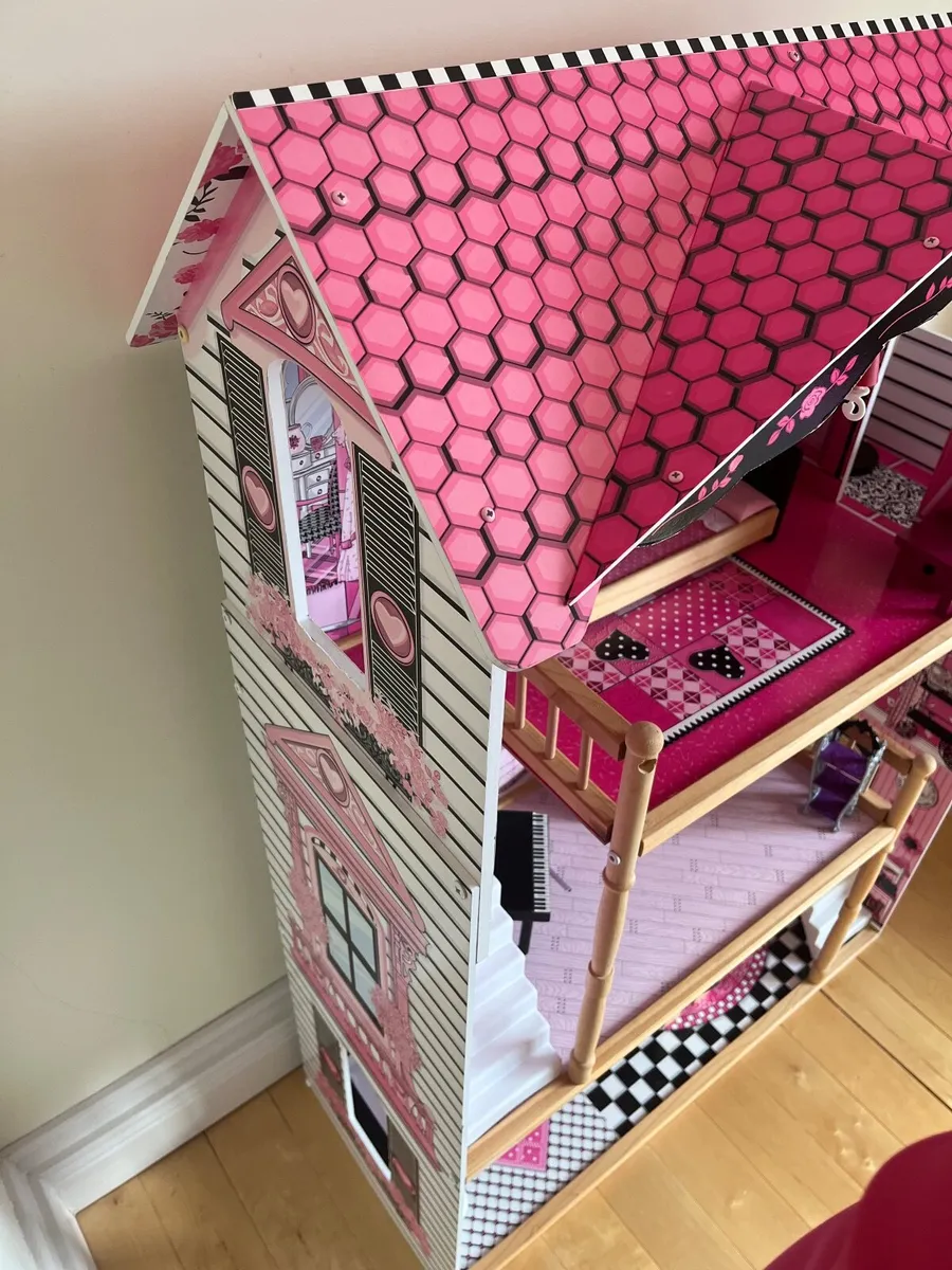 Dolls house - Image 2