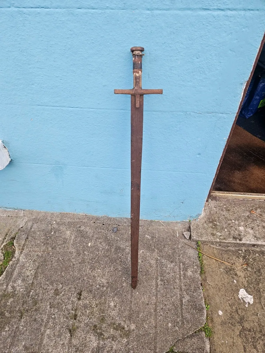 Vintage Antique Sword - Image 1