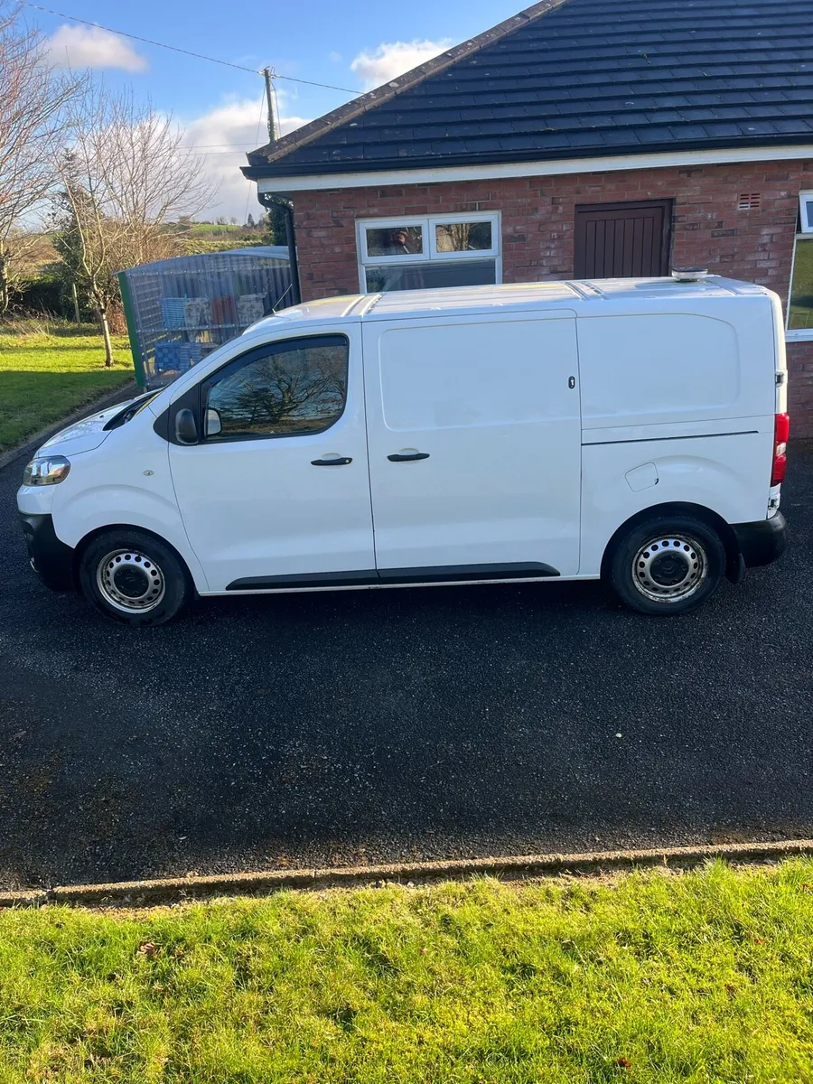 2019 Citroen Dispatch - Image 4