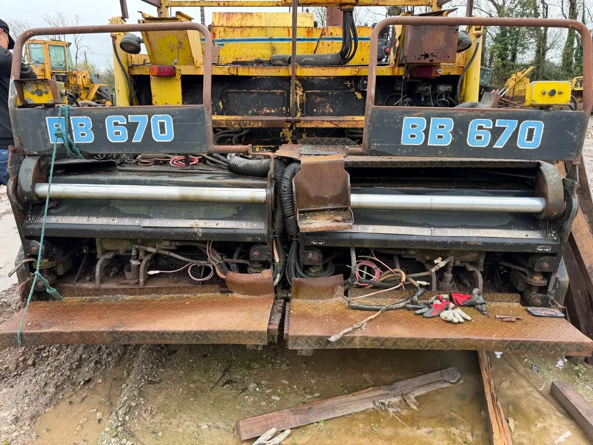 Asphalt Pavers Bitelli Vogele for Export Sales - Image 3