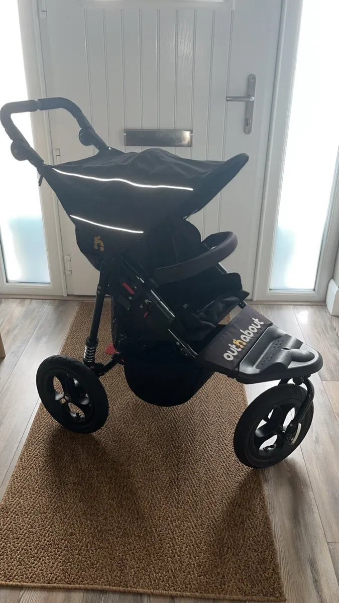 Out and about nipper - Image 2