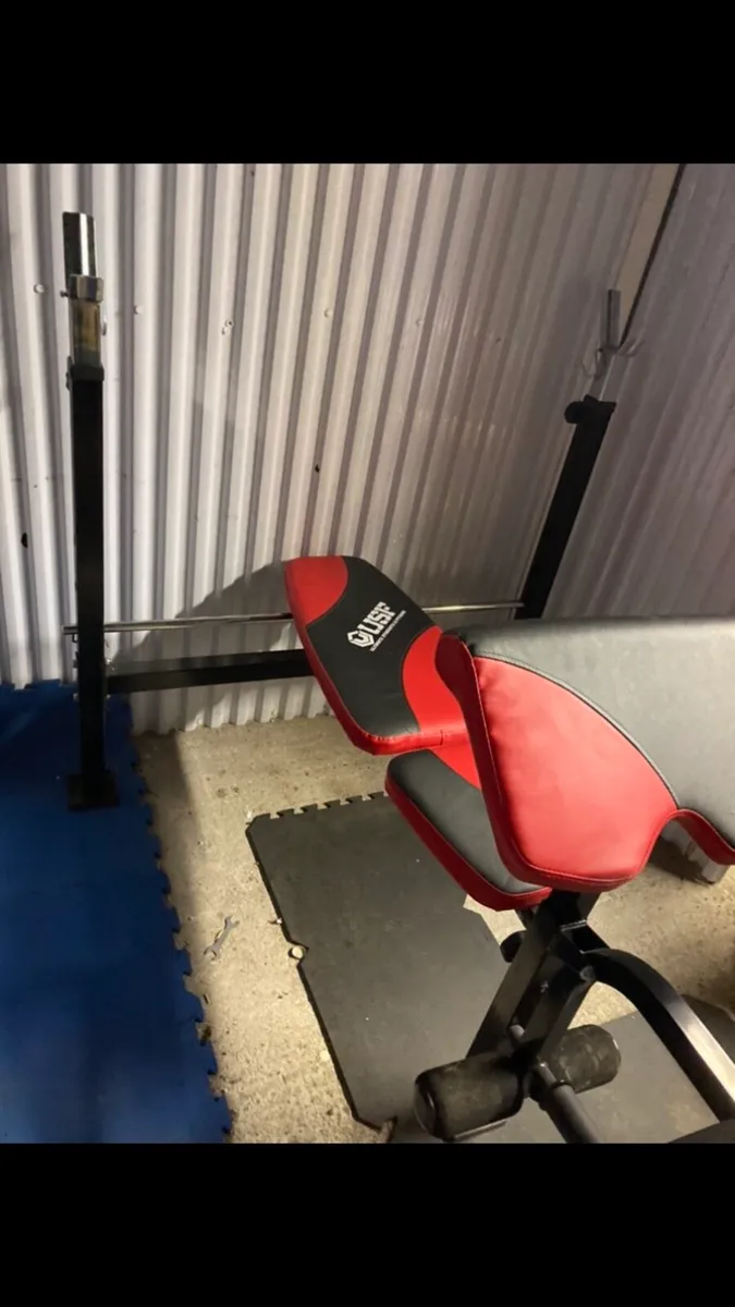 Bench press - Image 1