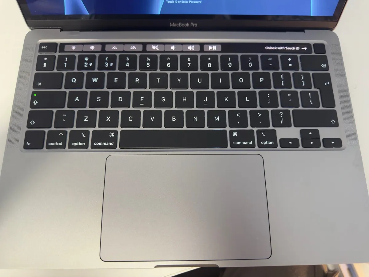 2020 MacBook Air with Touchbar - Image 2