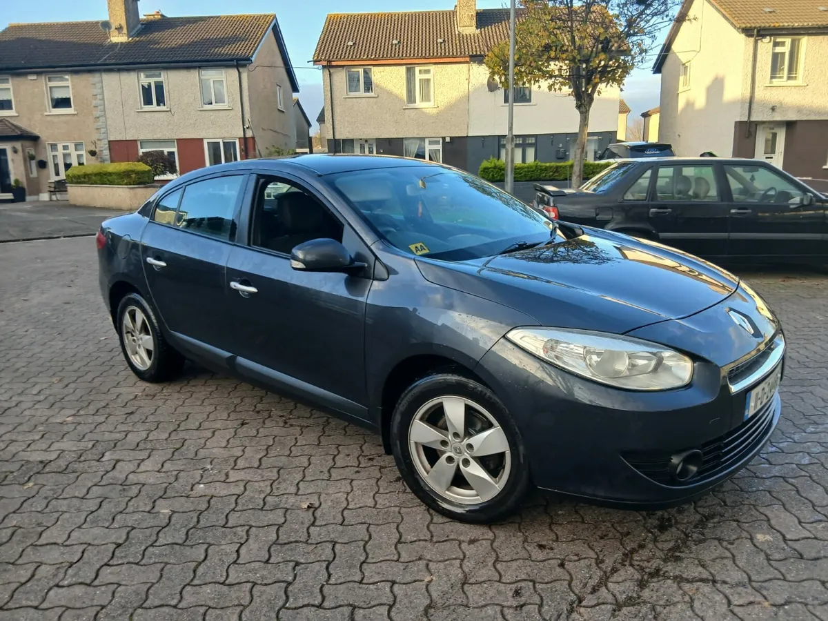 2011 RENAULT FLUENCE NCT AND TAXED - Image 1