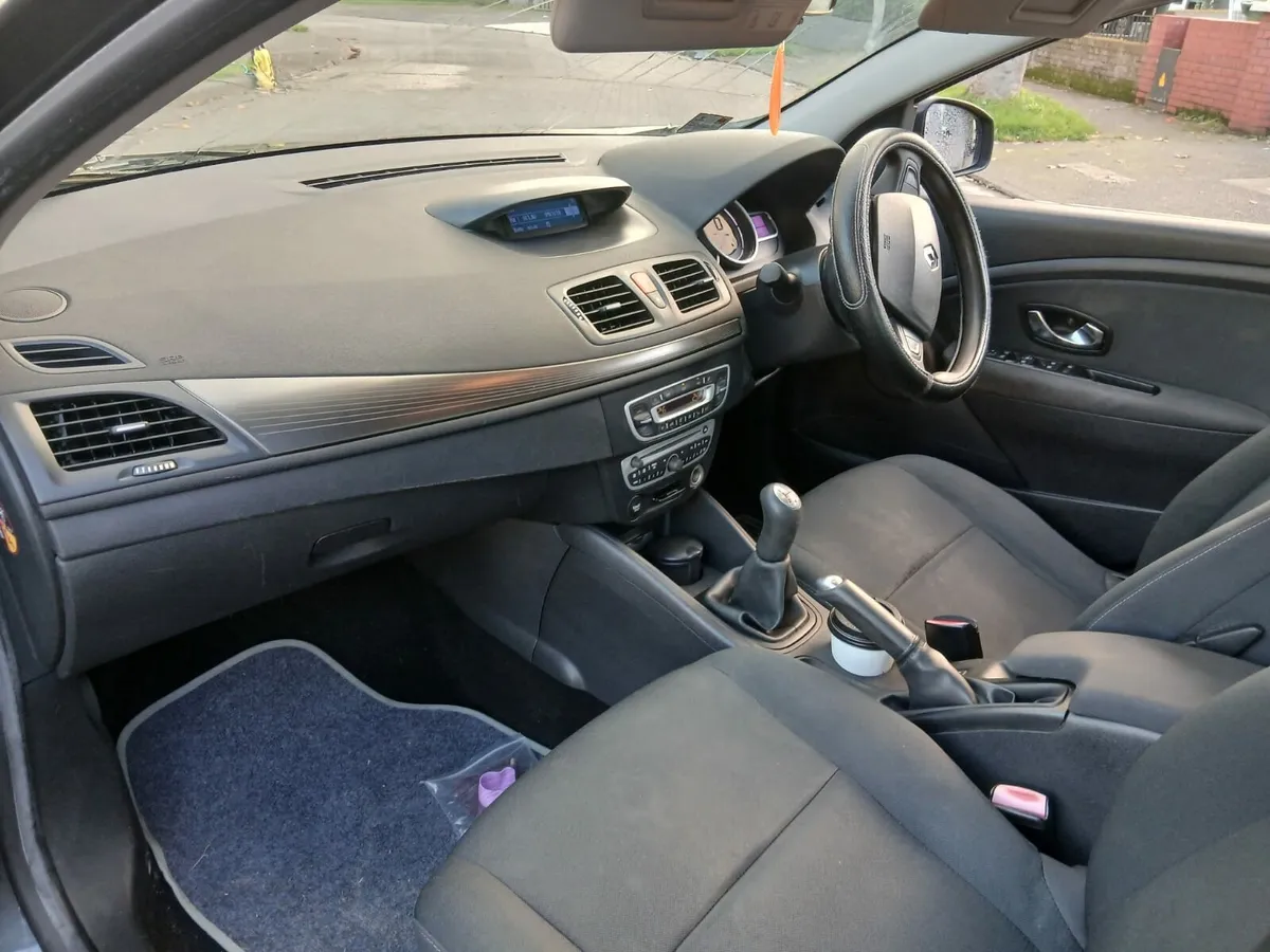 2011 RENAULT FLUENCE NCT AND TAXED - Image 3