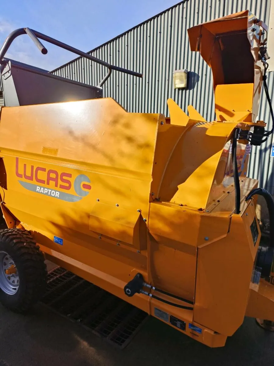 Lucas Raptor Straw Chopper - Image 3