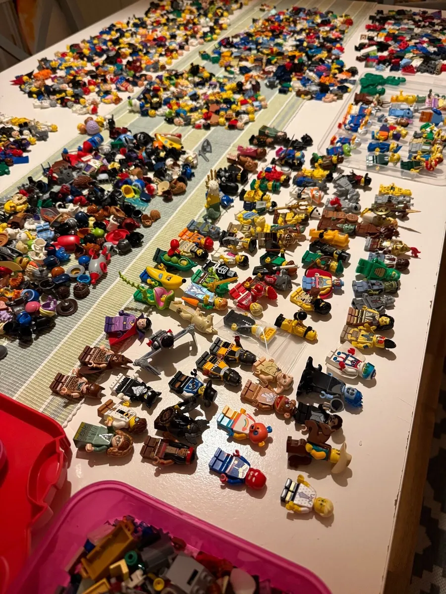 Lego collectible minifigures haul - Image 1