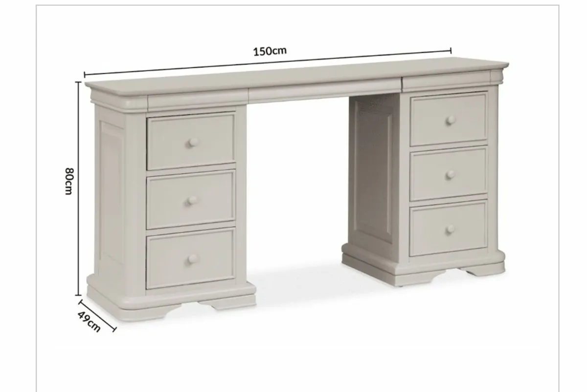 Dressing table and stool - Image 2