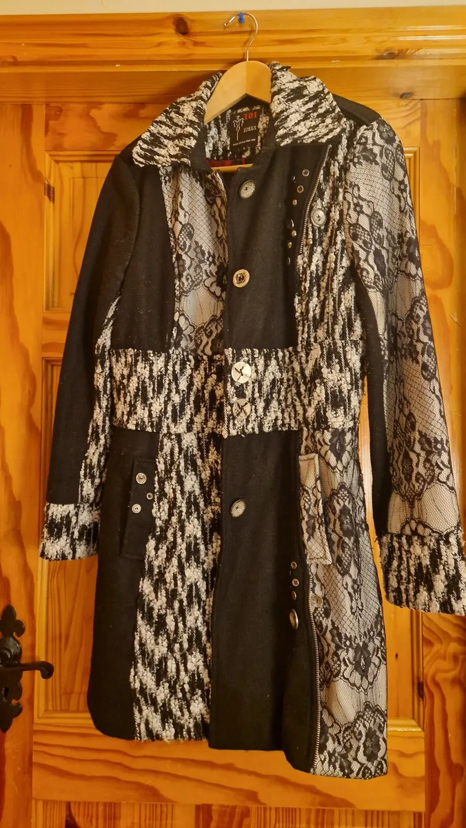 Ladies Coat - Image 1