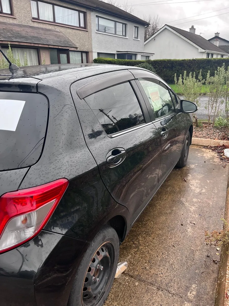 Toyota Vitz 2014 - Image 4