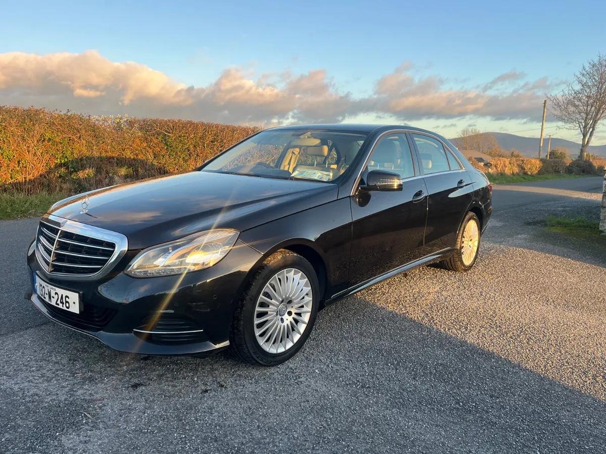 Mercedes-Benz E-Class 2013 - Image 3