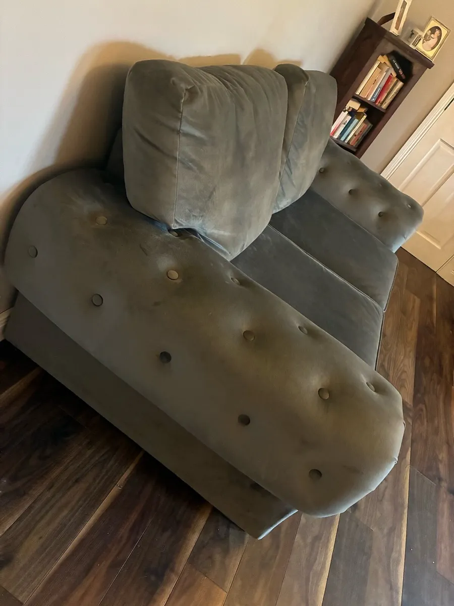 3+2 seater sofa + matching footstool - Image 2