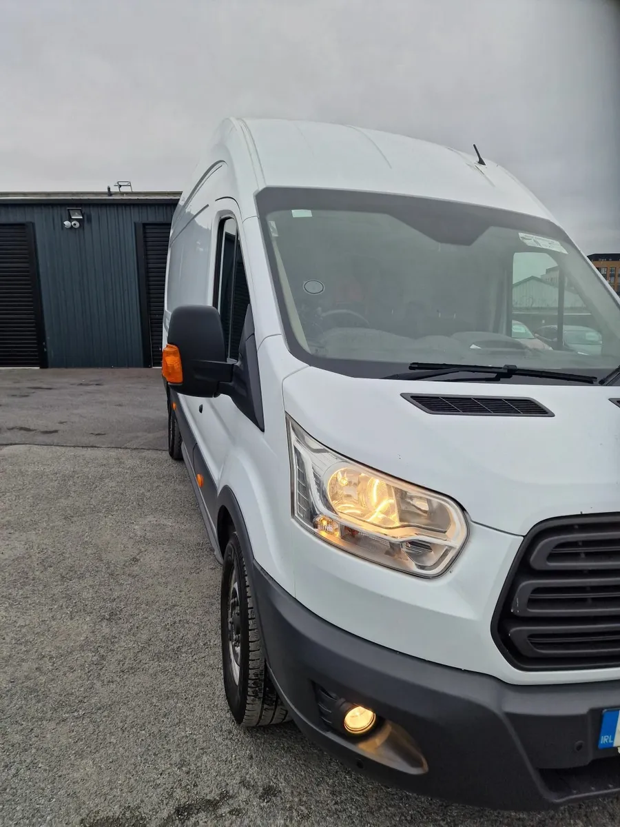 Ford Transit 2016 - Image 2