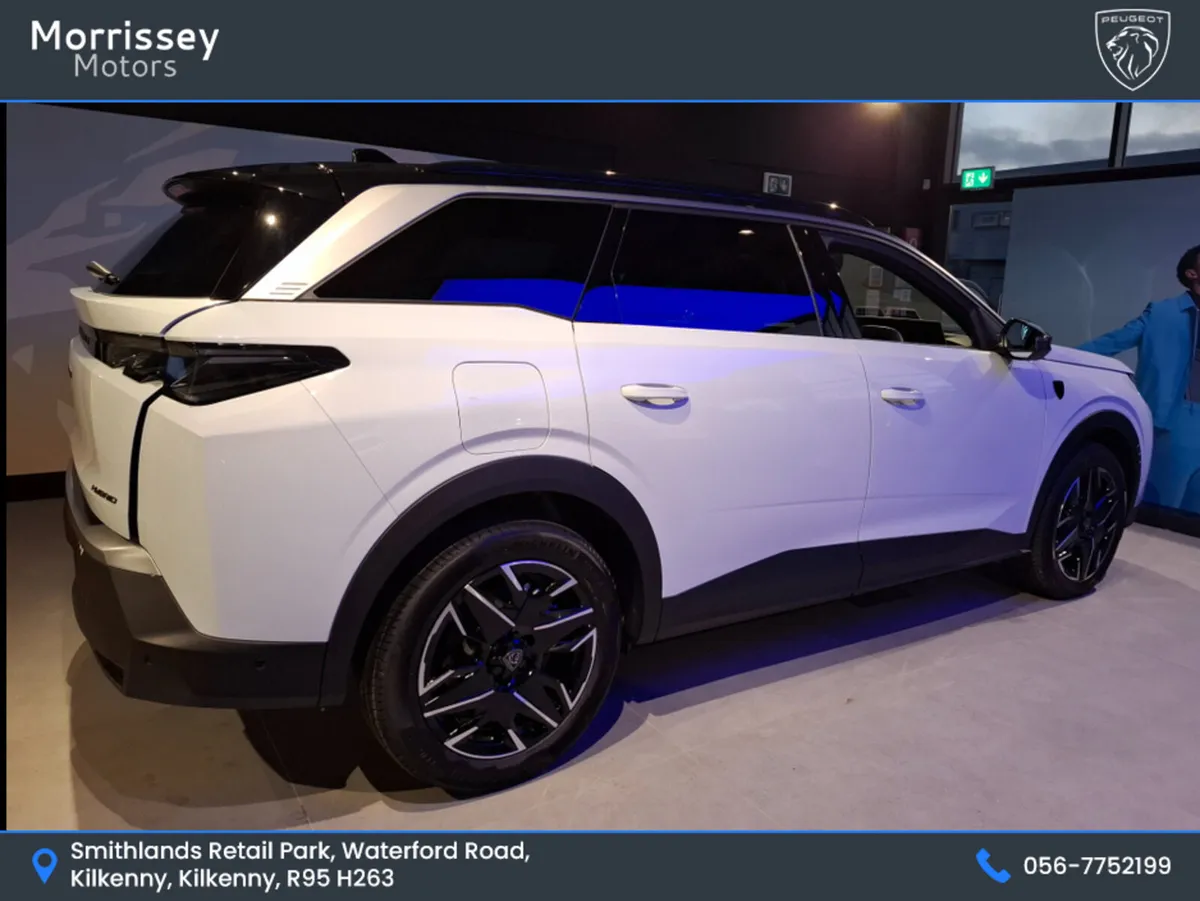 Peugeot 5008 GT HYBRID 145BHP e-DCS6 - Image 4