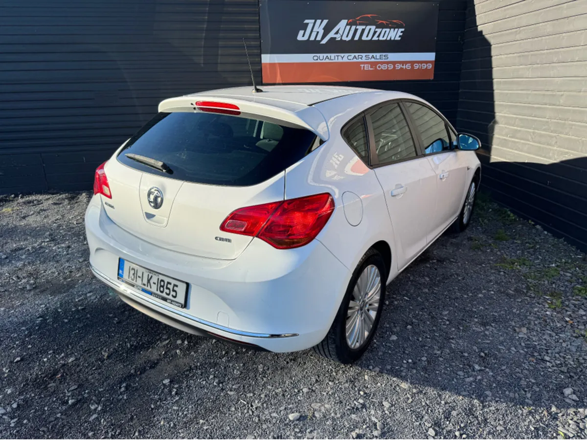 Opel Astra 1.7 CDTI ENERGY E/F 5DR - Image 4
