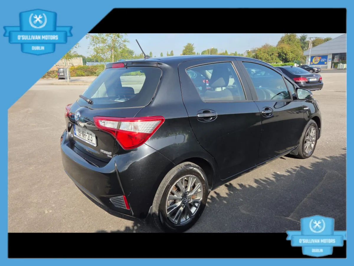 Toyota Yaris / 2019 / 1.5 PETROL HYBRID / AUTOMATI - Image 4