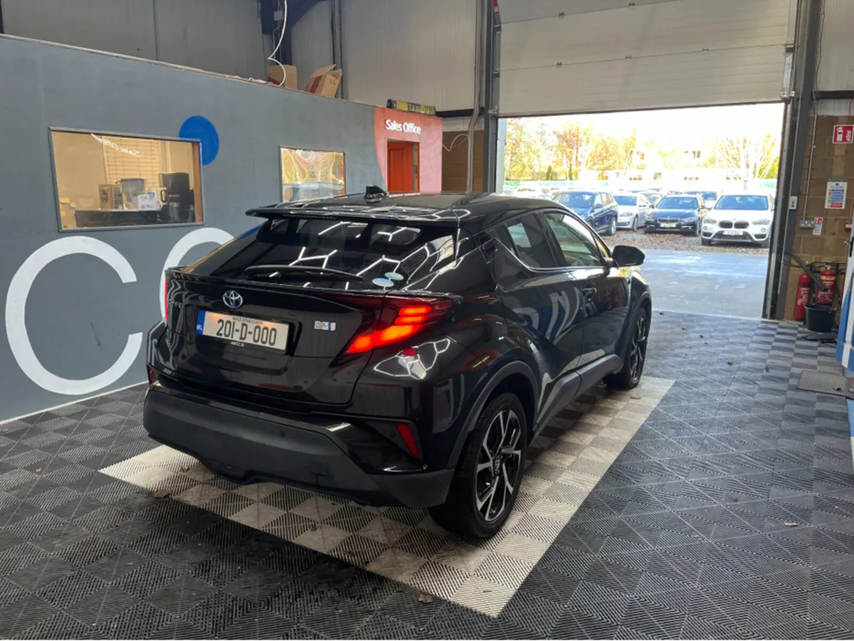 Toyota C-HR 2020 TOYOTA C-HR 1.8L HYBRID / 78K KMS - Image 2