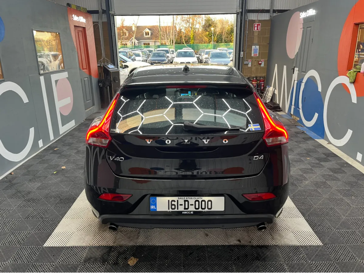 Volvo V40 2016 VOLVO V40 2.0L DIESEL / 78K KMS / A - Image 3