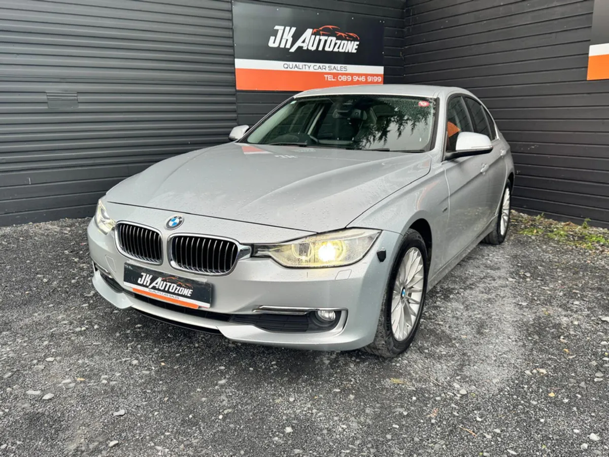 BMW 3-Series 2.0D LUXURY ED AUTO - Image 3