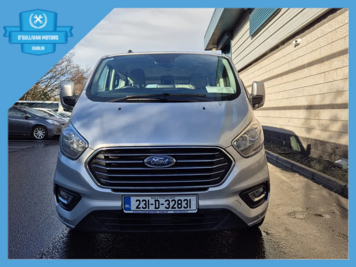 Ford Tourneo Custom / 2023 / 2L Diesel / Manual - Image 2