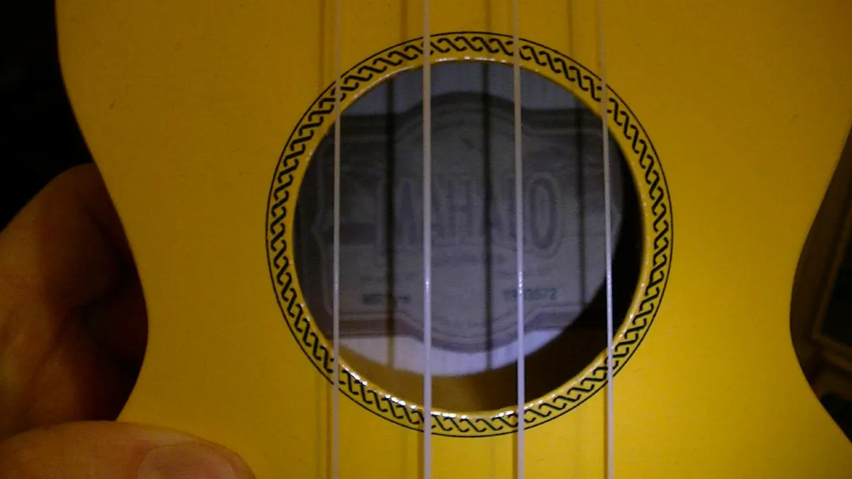 MAHALO Soprano Ukulele - Image 2