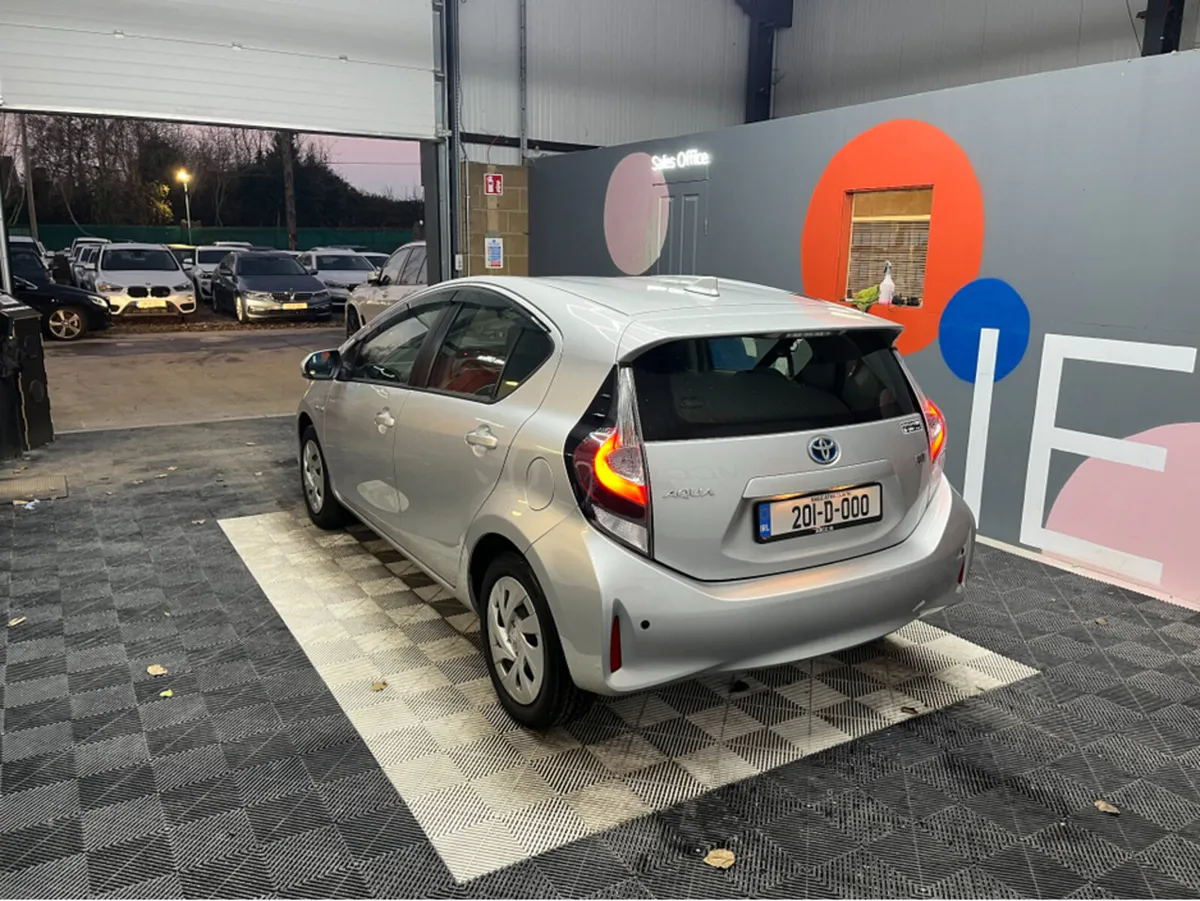 Toyota Aqua 2020 TOYOTA AQUA 1.5L HYBRID / 95K KMS - Image 4