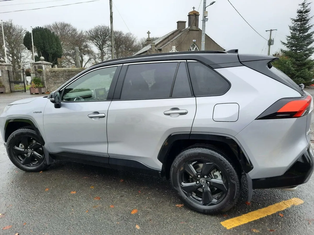 Toyota rav4 sport - Image 2