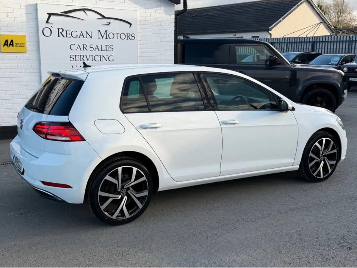 Volkswagen Golf 1.2 TSI COMFORTLINE TECH EDITION - Image 3