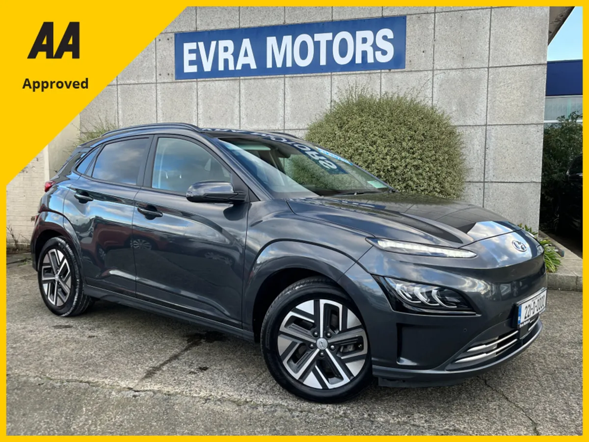 Hyundai KONA EV PREMIUM 64KWH //HEATED SEATS AND S - Image 1