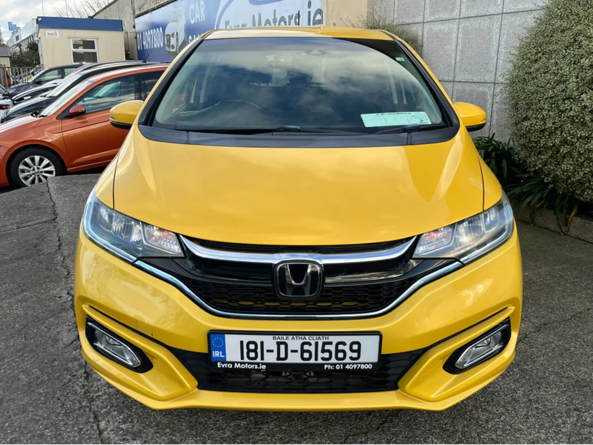 Honda Fit AUTOMATIC HYBRID 1.5 PETROL //KEYELSS EN - Image 2