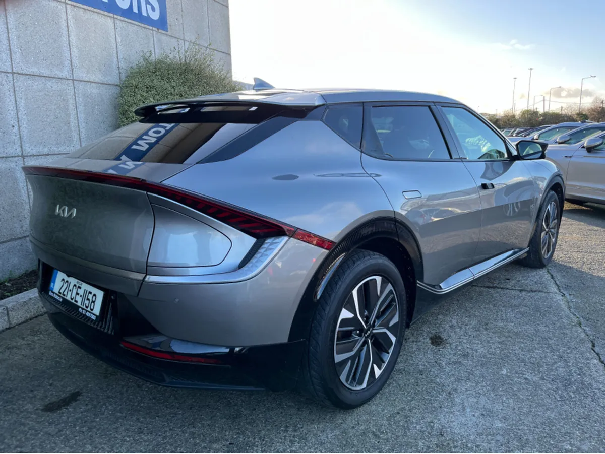 Kia EV6 EV EARTH //HIGH SPEC//HEATED SEATS AND STE - Image 4