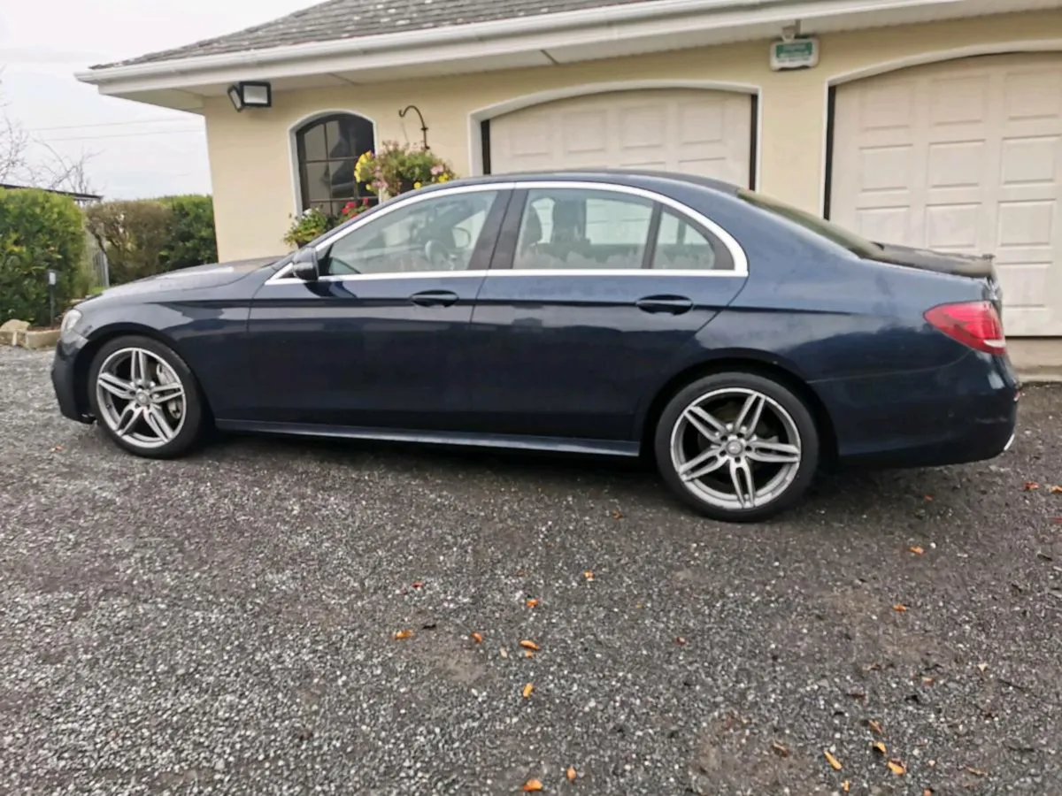 161 Mercedes E220 AMG - Image 2