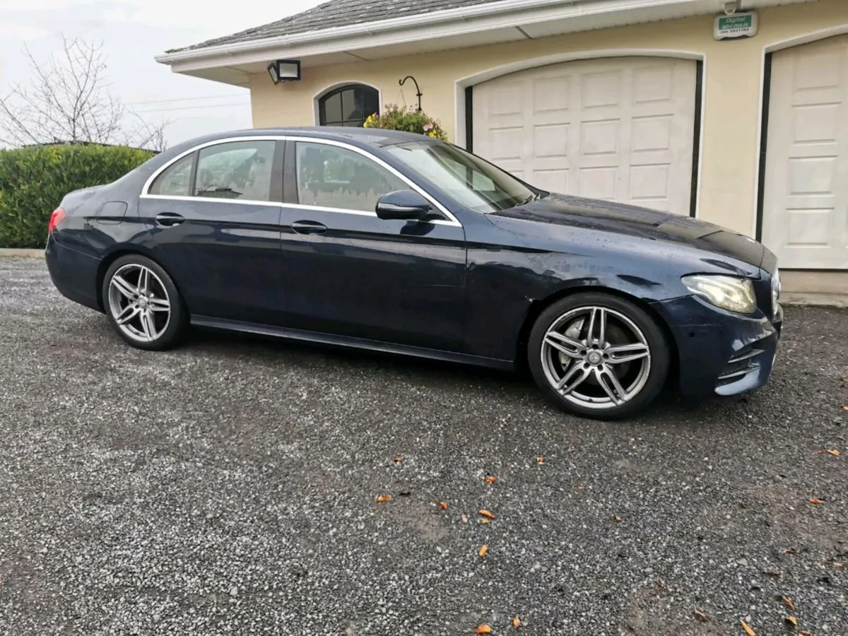 161 Mercedes E220 AMG - Image 3
