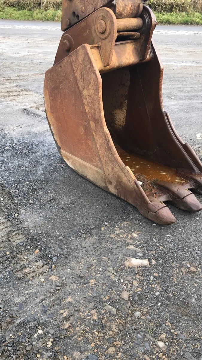 Digger driver available in carribkmicross - Image 2