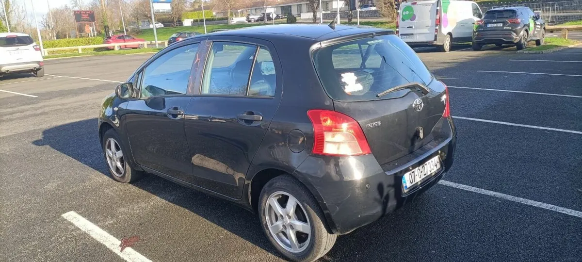 Toyota Yaris 2007 1.0 Petrol - Low Mileage - Image 2