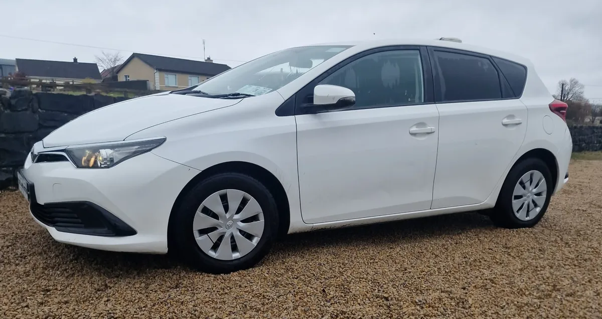 191 AURIS COMMERCIAL MINT GALWAY €7995 - Image 2