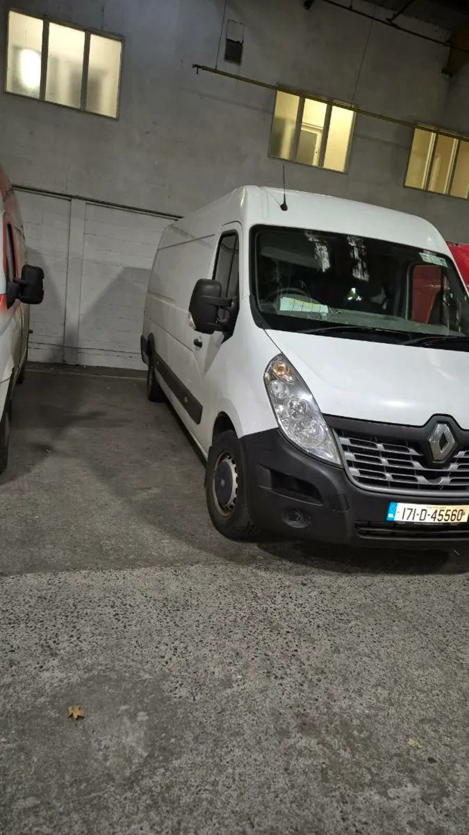 Renault Master Van - Image 1